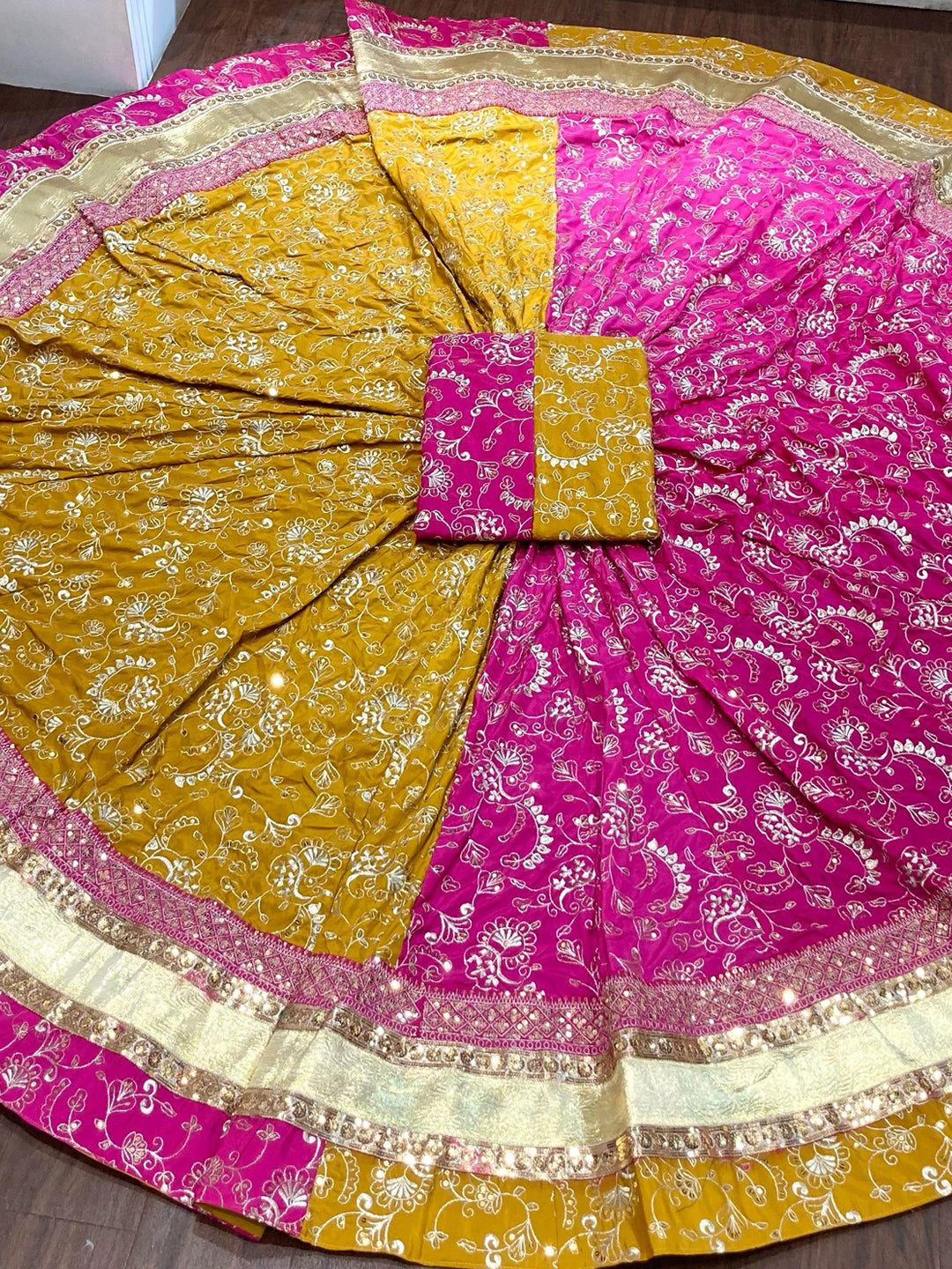 7 Miter full Gher Vintage Silk Crape Premium quality Rajputi Poshak In Pink color-91476