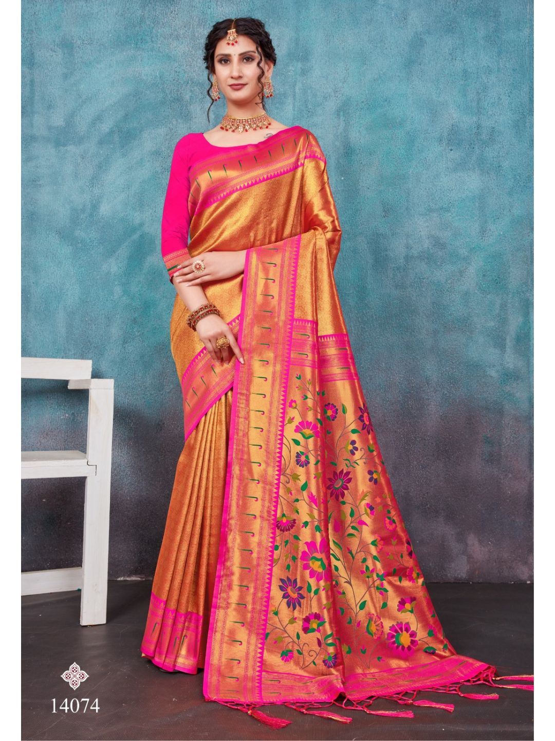 Weaving Paithani Silk Saree In Brown Color-81056