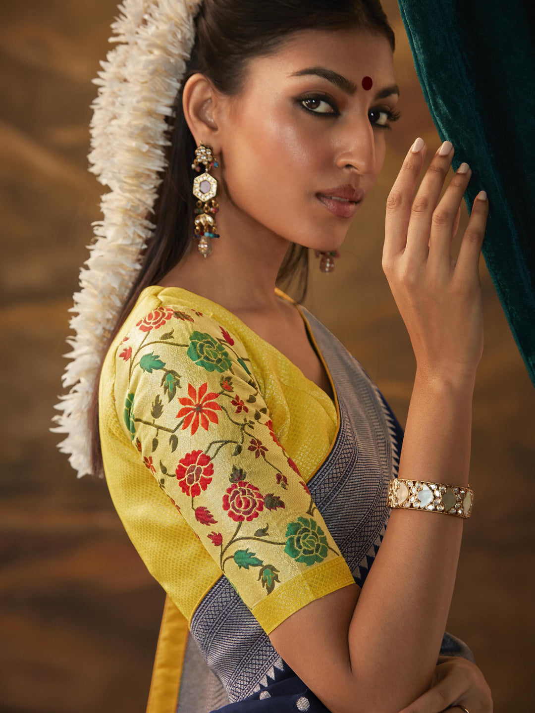 Zari Pure Dola Silk Partywear South Indian wedding Saree In Blue Color-81582