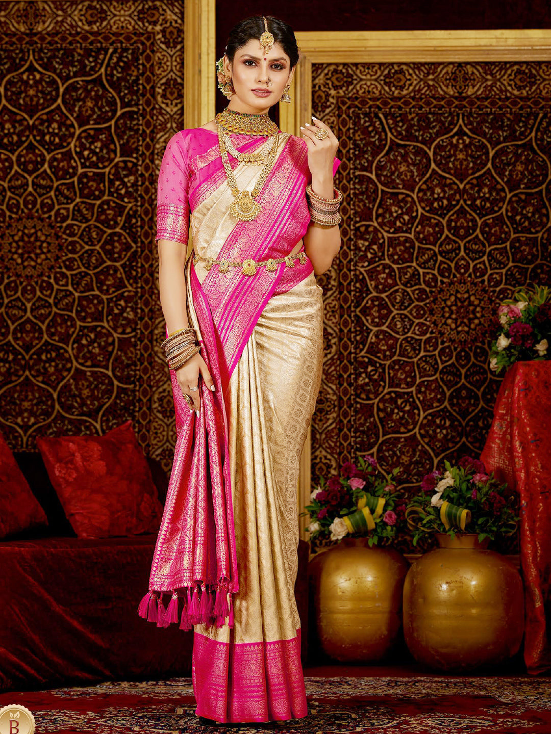 Weaving Pure Kanjivaram Soft Silk Rich Pallu Traditional Saree In Cream Color-81366