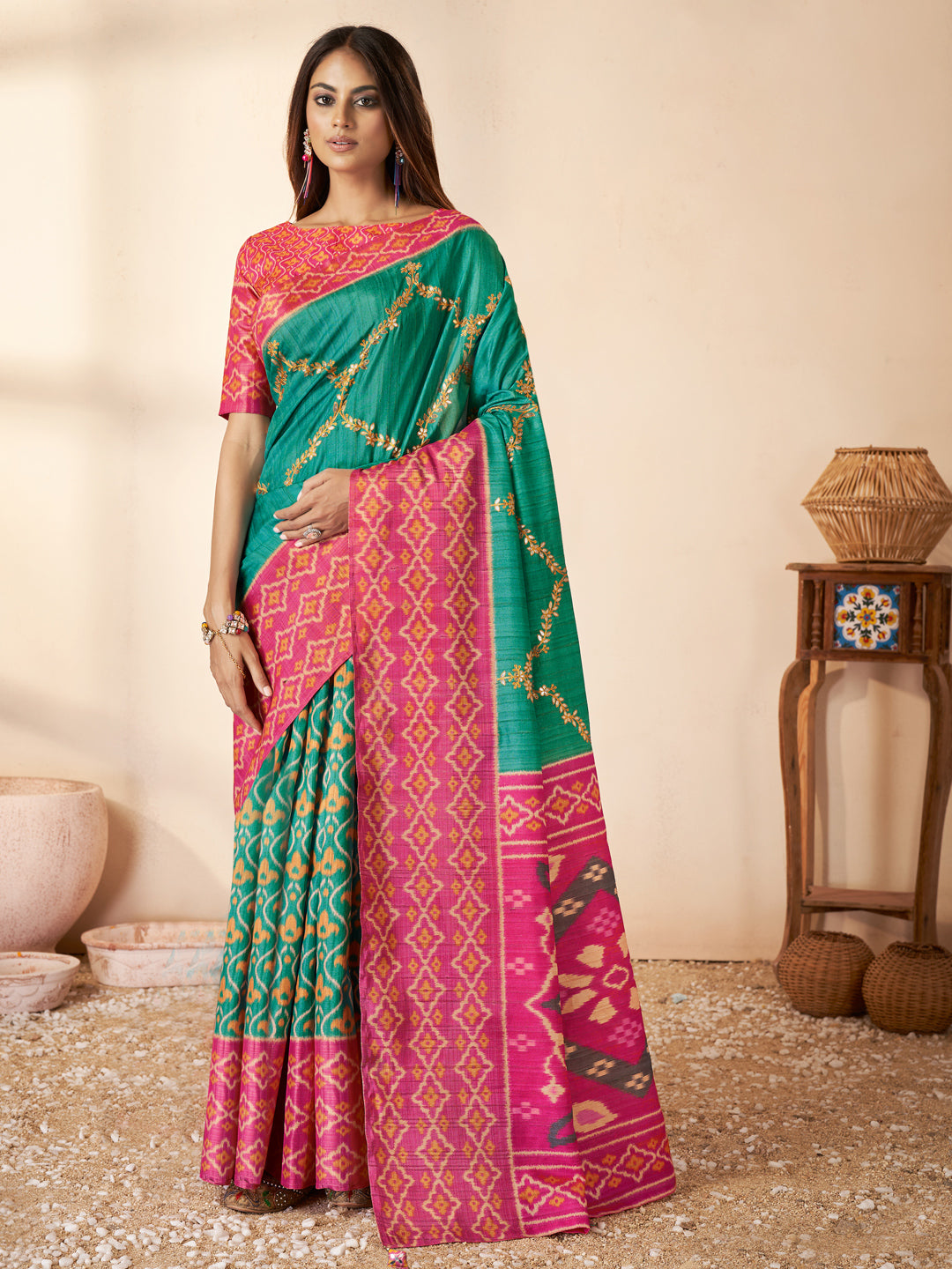 Jari Bhagalpuri Silk Traditional Saree In Green-81495