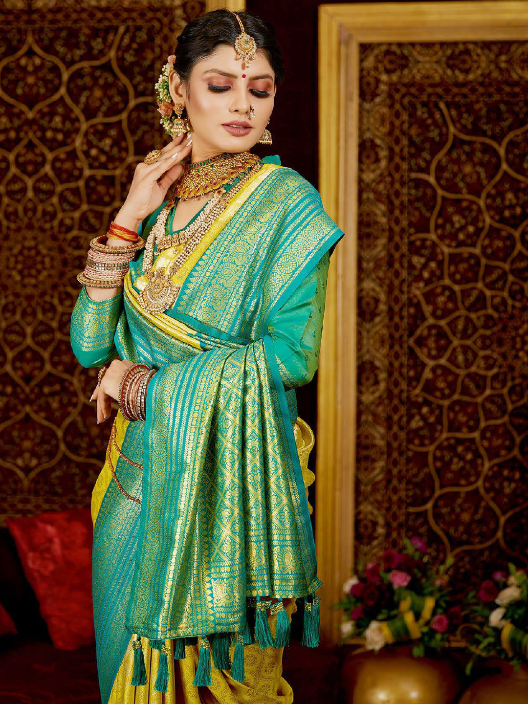 Weaving Pure Kanjivaram Soft Silk Rich Pallu Traditional Saree In Yellow Color-81369