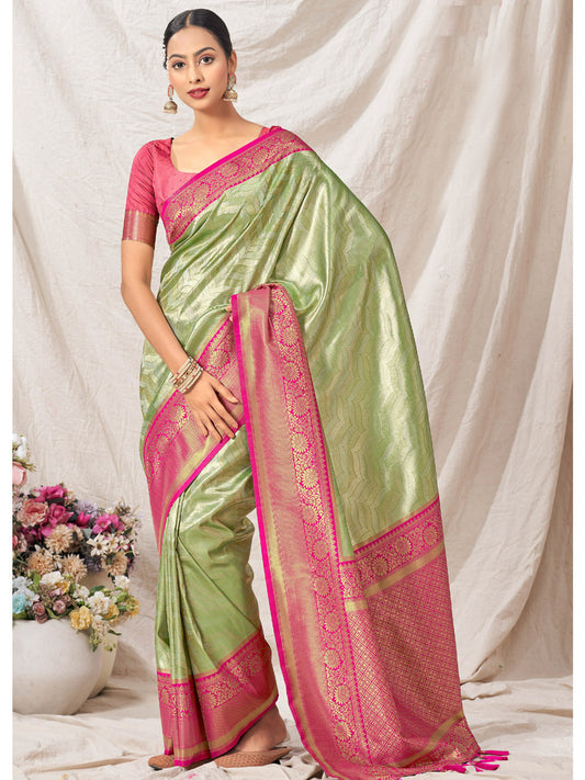 Weaving Pure Kanjivaram Soft Silk Rich Pallu Traditional Saree In Green Color-81102