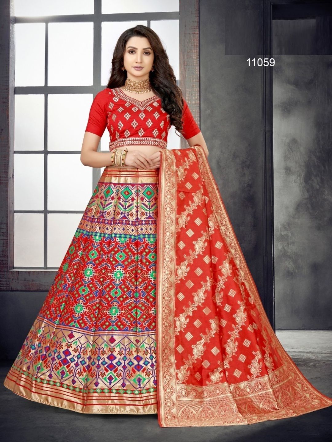 Woven Banarasi Lehenga in malticolor