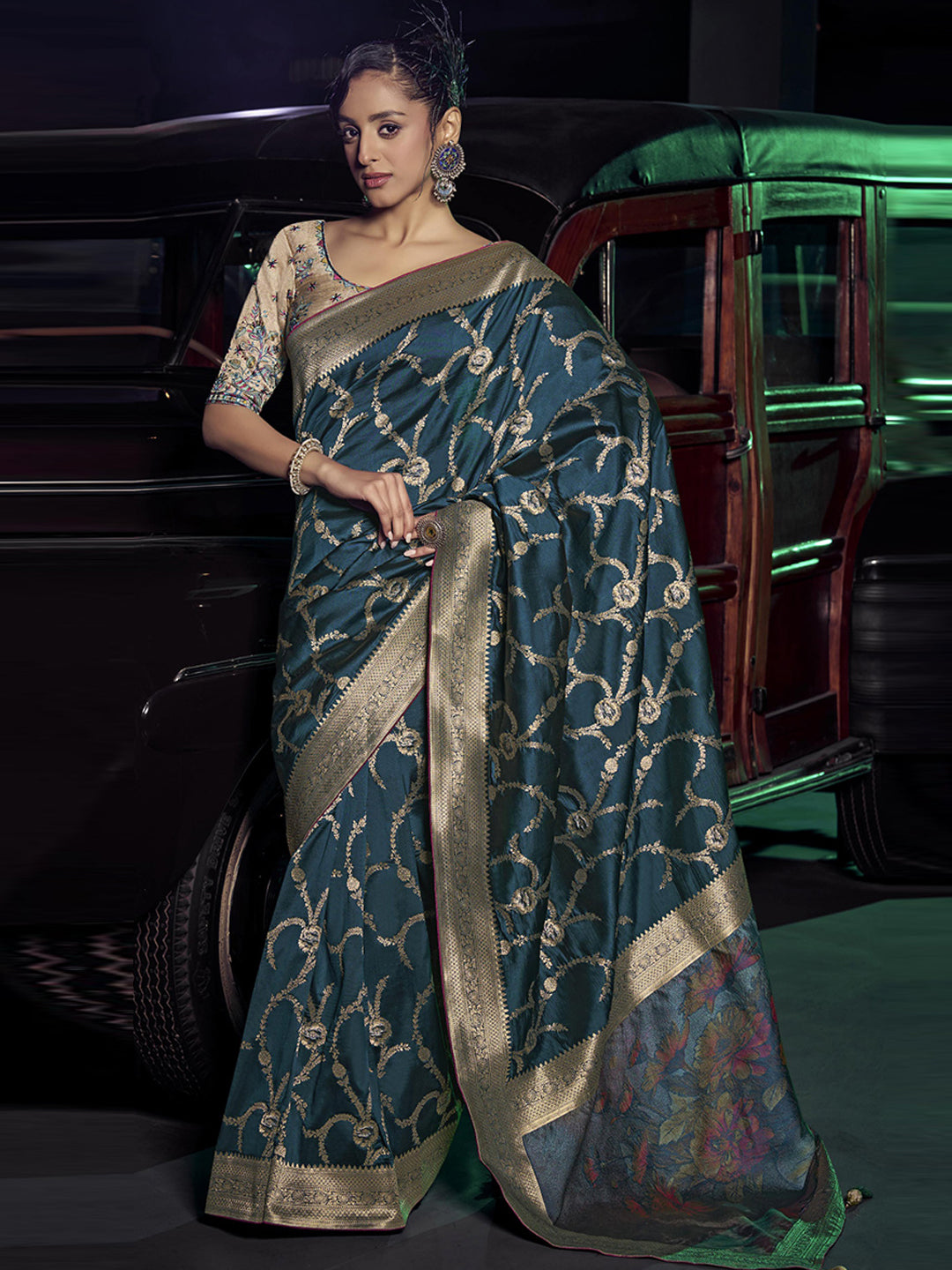Weaved Border Designer Pure Silk with 3D weaved Pallu Traditional Saree-91249