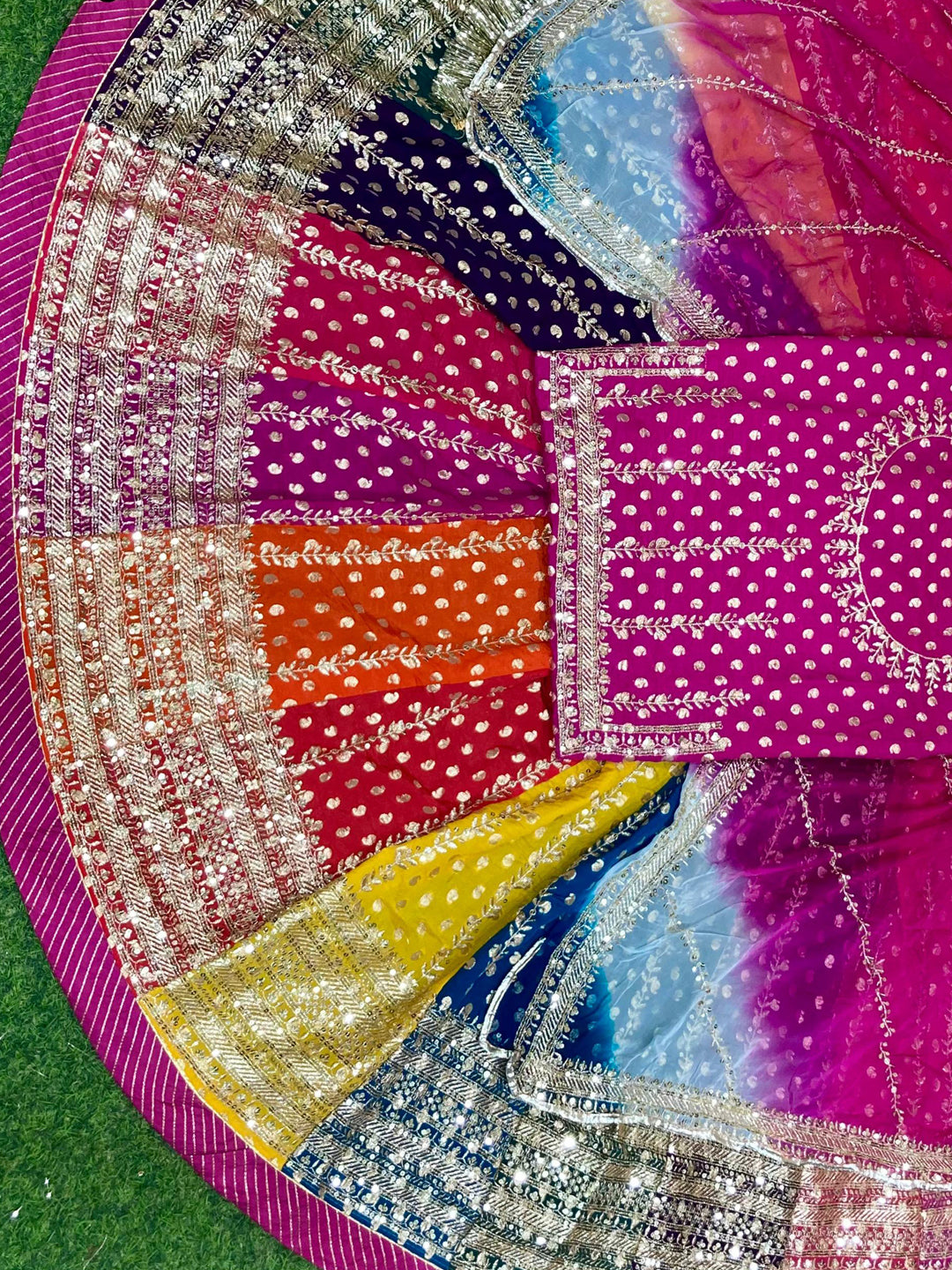 Banarasi 16 Kali Full Gher Wedding Sangeet Semi-Stitched Malitcolored Rajputi Poshak-91177