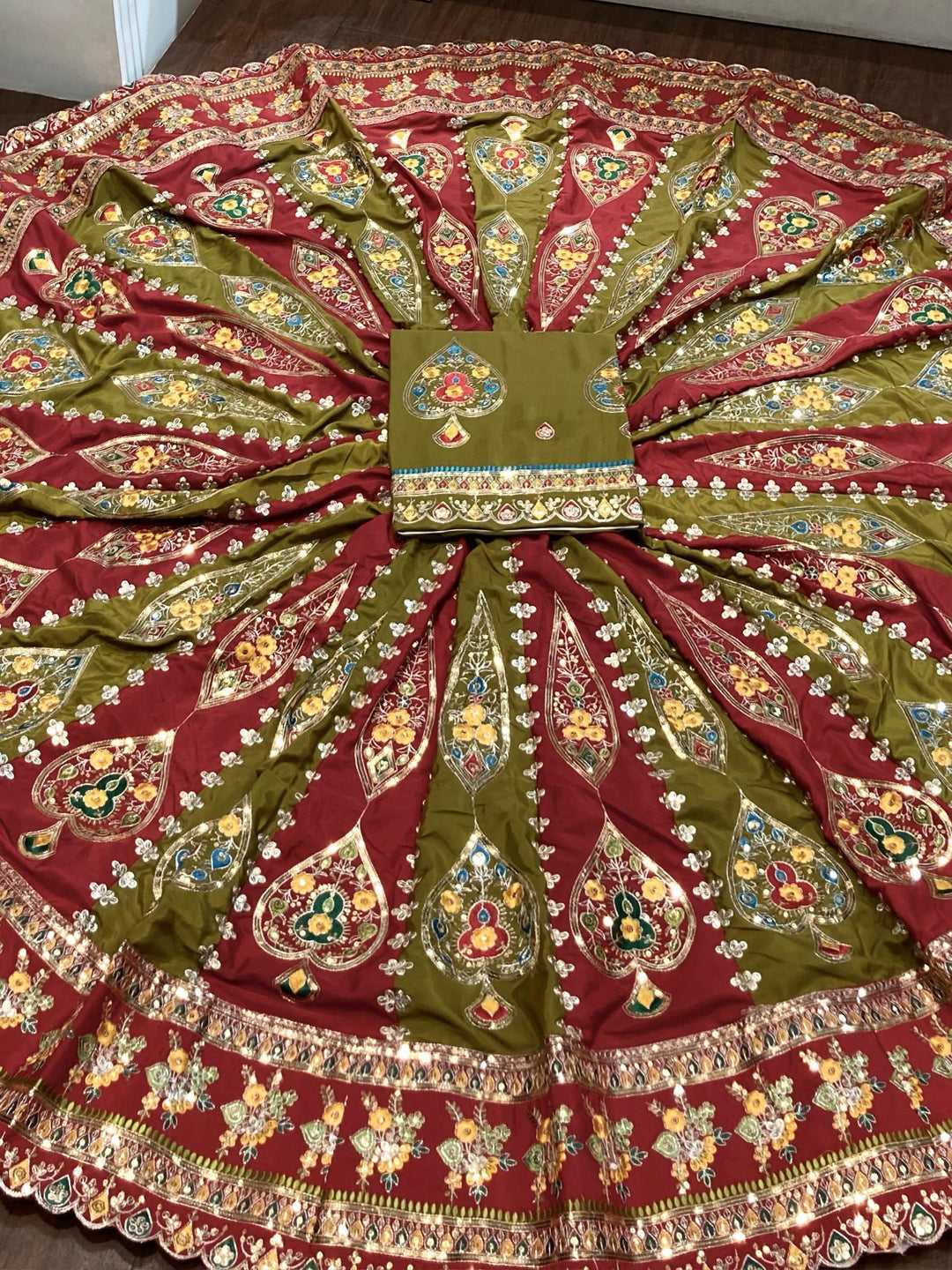 7 Miter full Gher Silk Crepe Premium quality Bridal Rajputi Poshak In Red color-91573