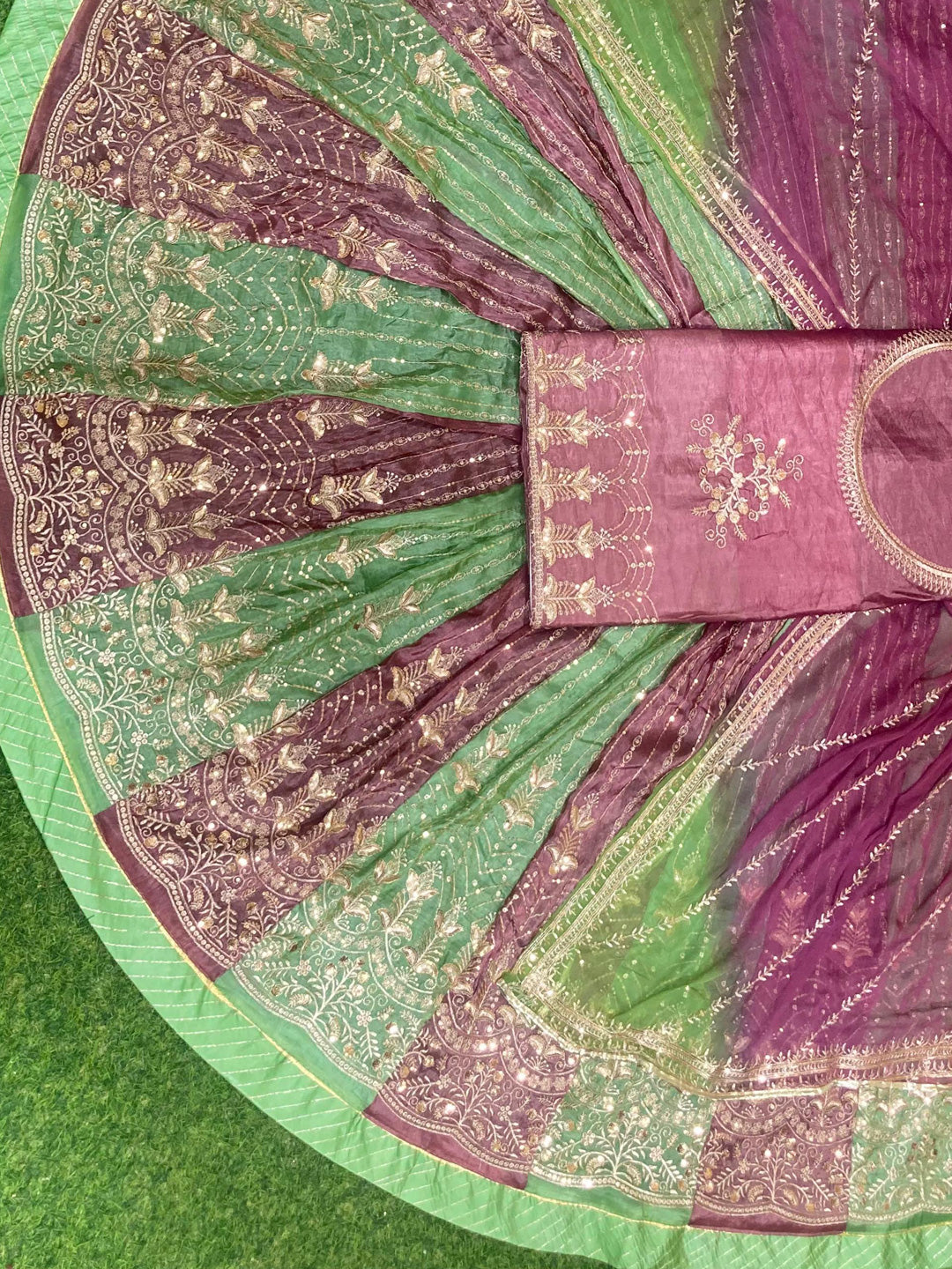 4 Miter full Gher Gold Crush Multicolour Premium quality Rajputi Poshak-91582